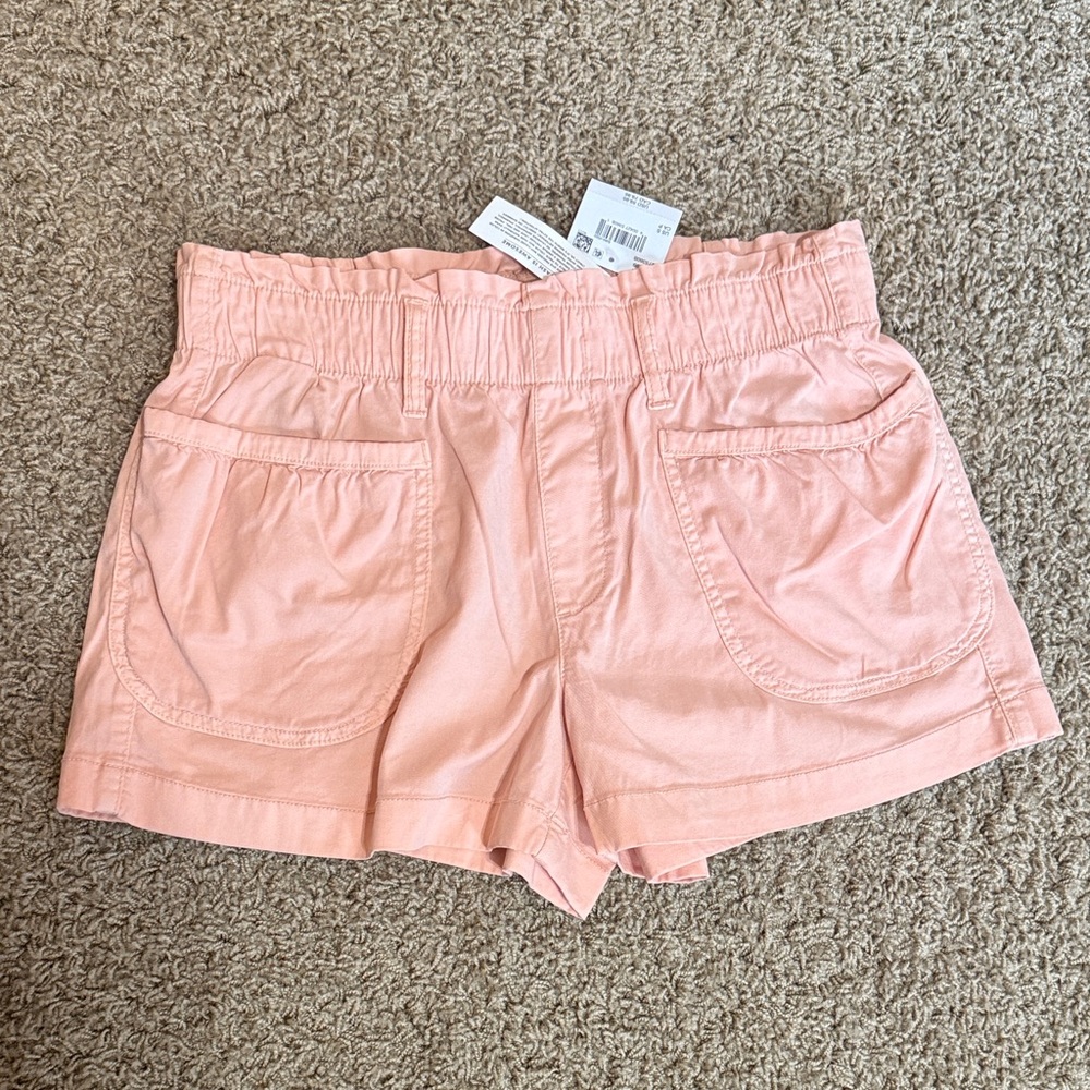 American Eagle - Shorts the color is a gorgeous peach and lightweight fabric.